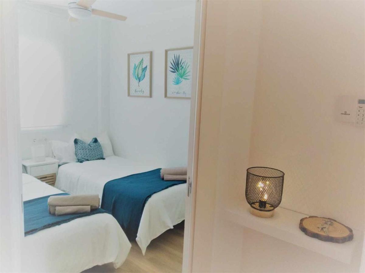 Apartamento acceso directo playaACwifiterraza by Rinconesmediterraneos L'Eucaliptus Exterior foto